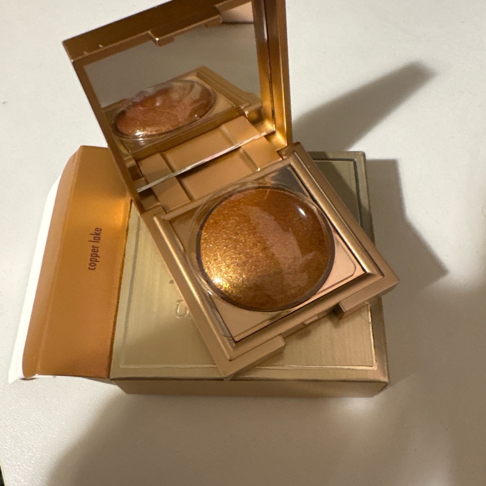 Stila Heavens Dew Highlighter Copper Lake